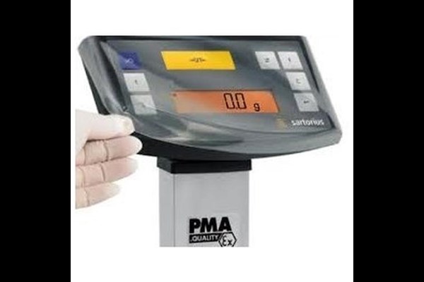 In-use cover for display of PMA.Quality & PMA.Power